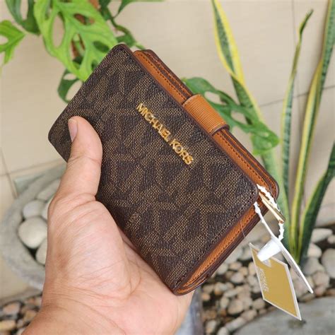 michael kors bifold zip wallet|Michael Kors men's bifold wallet.